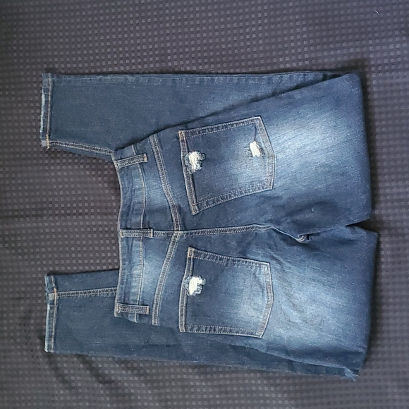 No Boundaries, high rise, jeans, size 3 - Picture 6 of 11